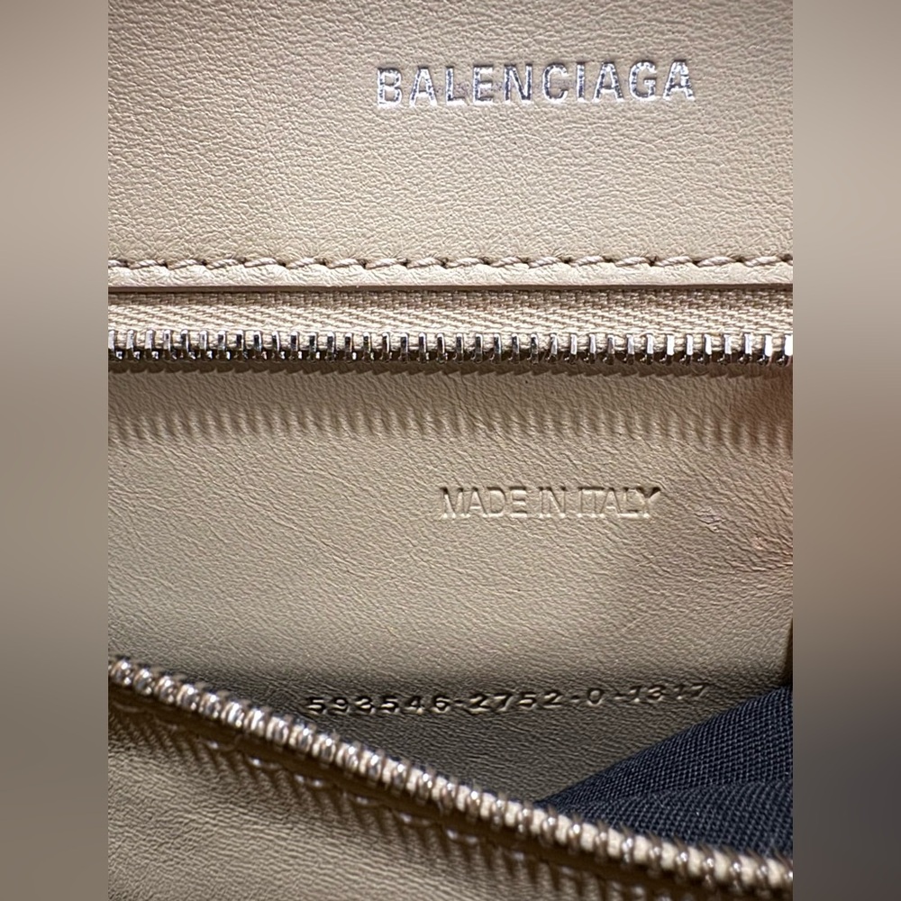 BALENCIAGA Hourglass Small Handbag in beige shiny box calfskin Bag - Picture 16 of 16